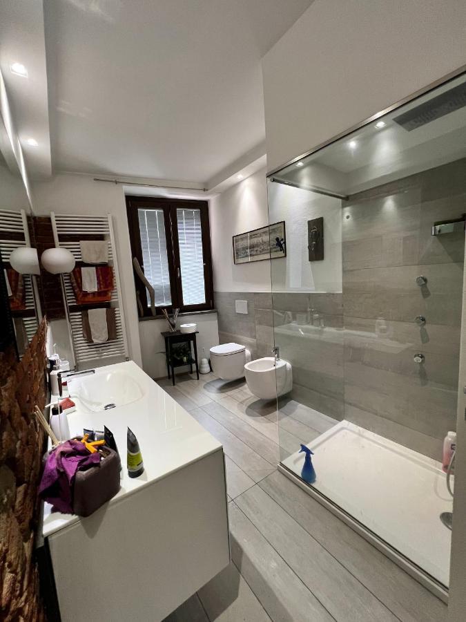 Regis 2 Appartamenti Resort Centro Storico Кивассо Экстерьер фото