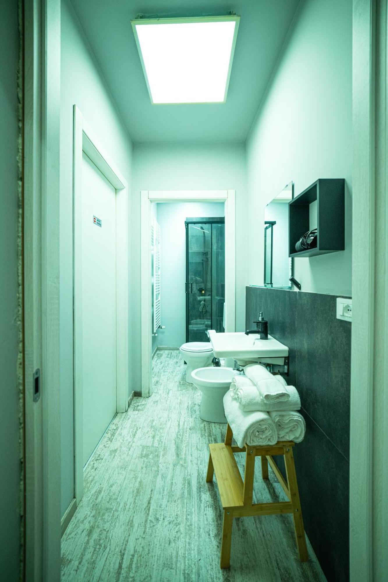 Regis 2 Appartamenti Resort Centro Storico Кивассо Экстерьер фото